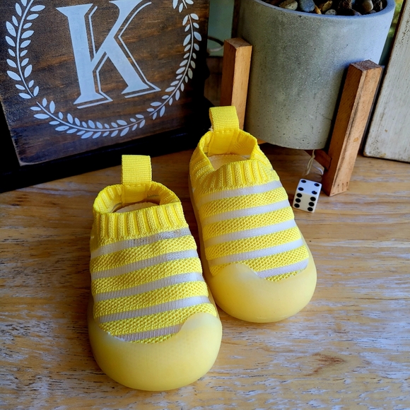 Xiaoliubao Toddler Breathable Mesh Sneakers - Picture 6 of 8